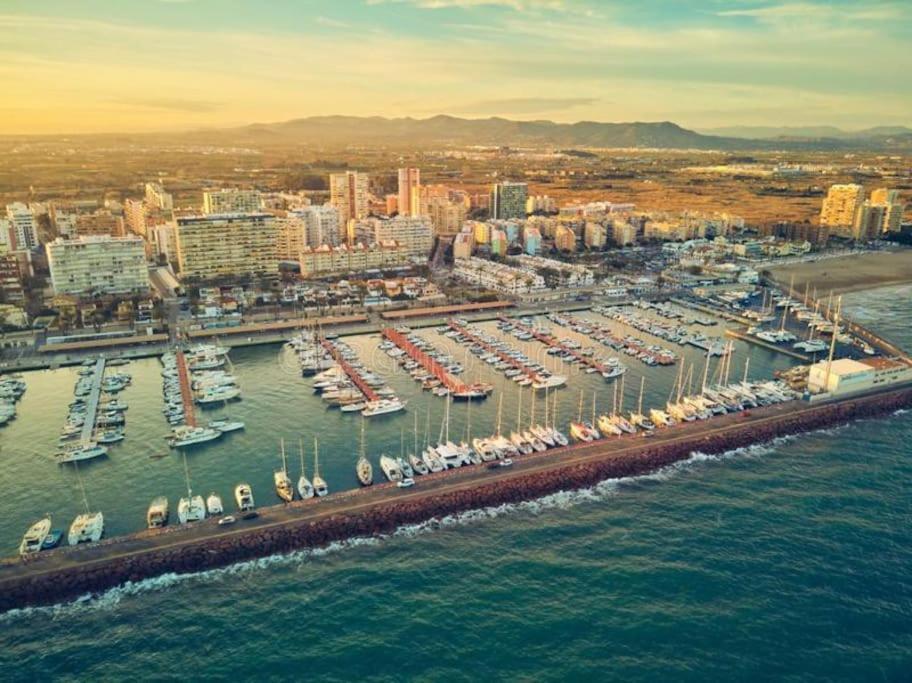 Fantastico Apartamento Junto Al Mar Walencja Zewnętrze zdjęcie